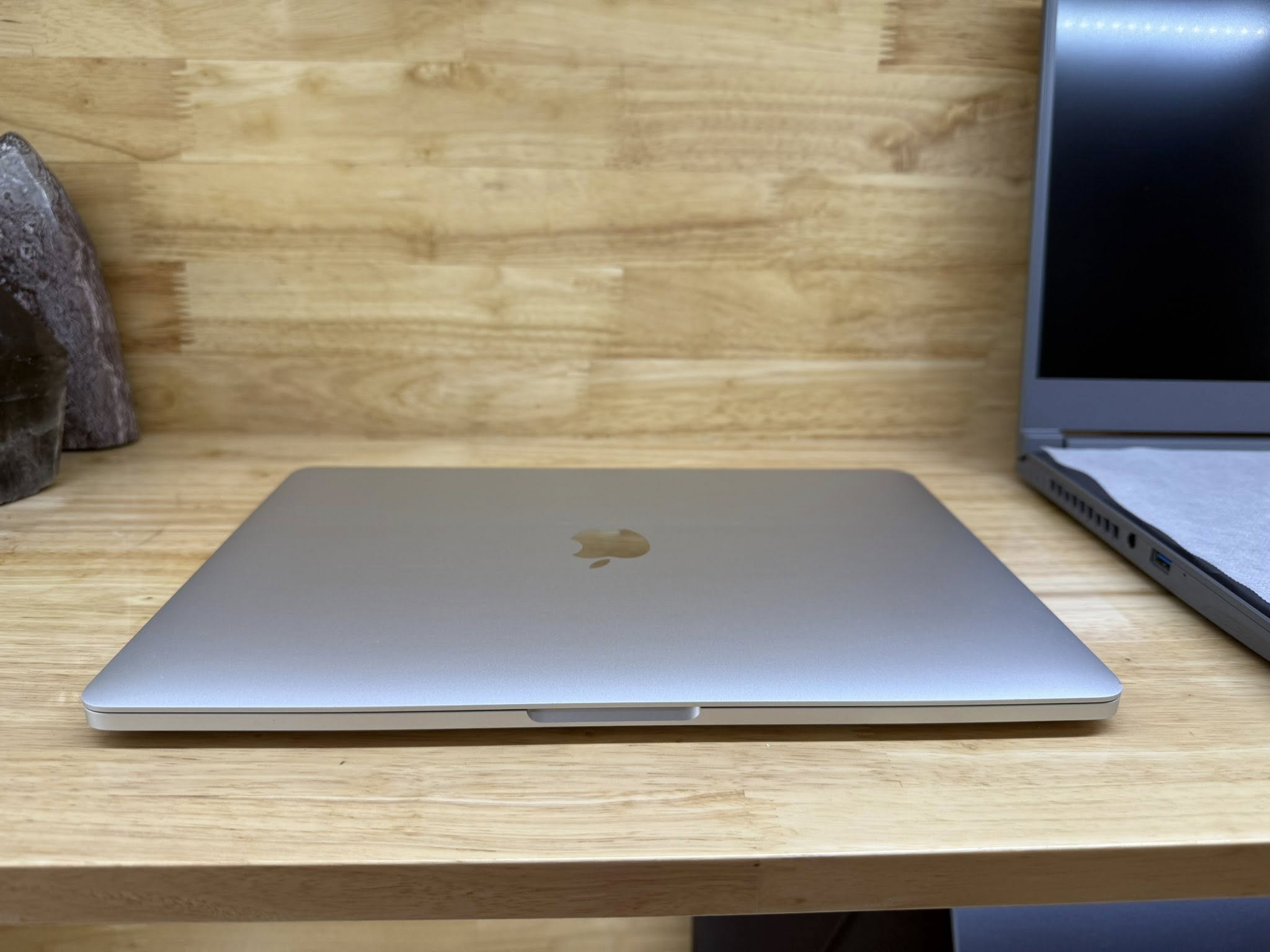 Macbook Pro M1 2020 / 8G 