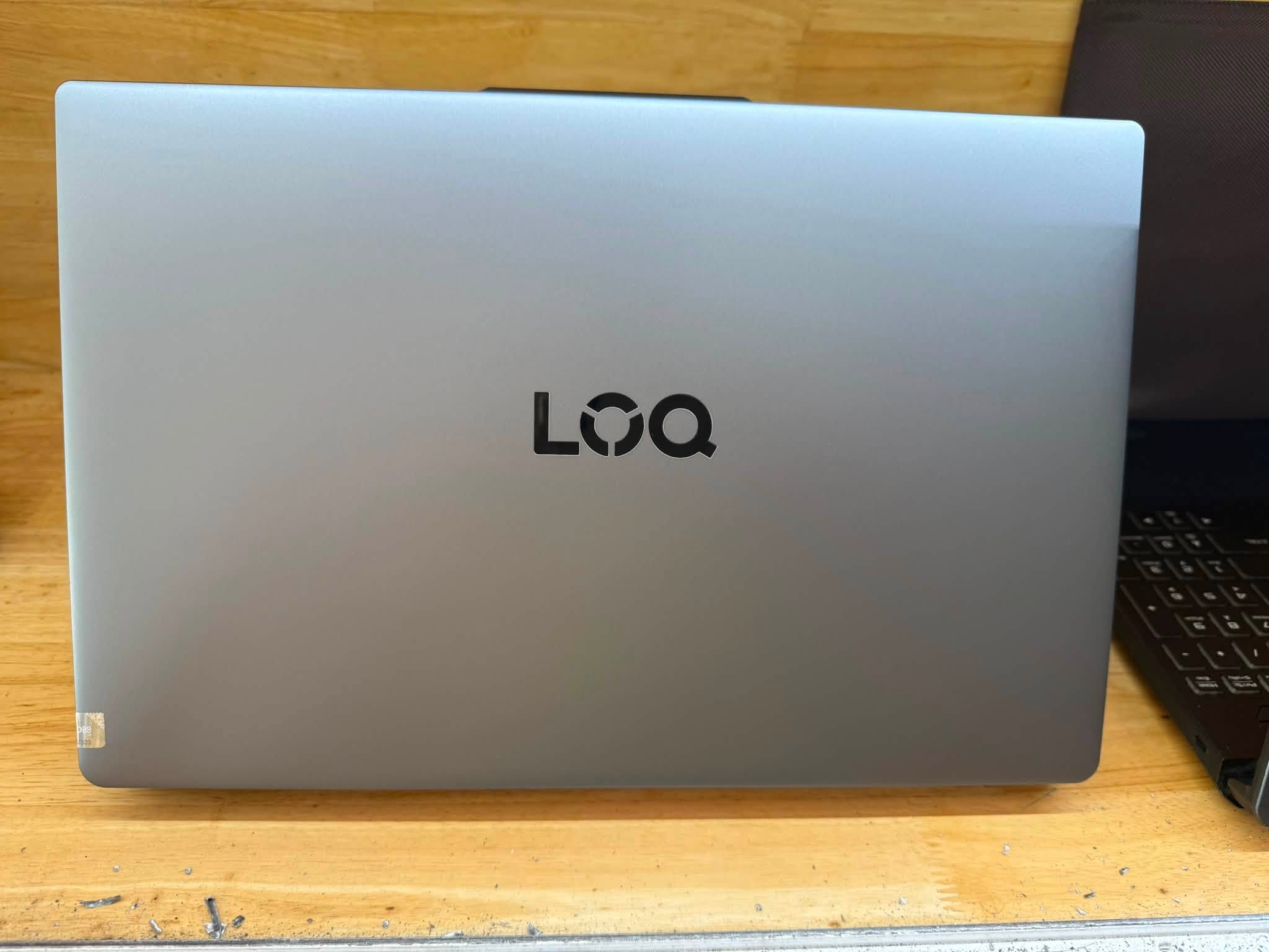 Lenovo gaming LOQ Essenti