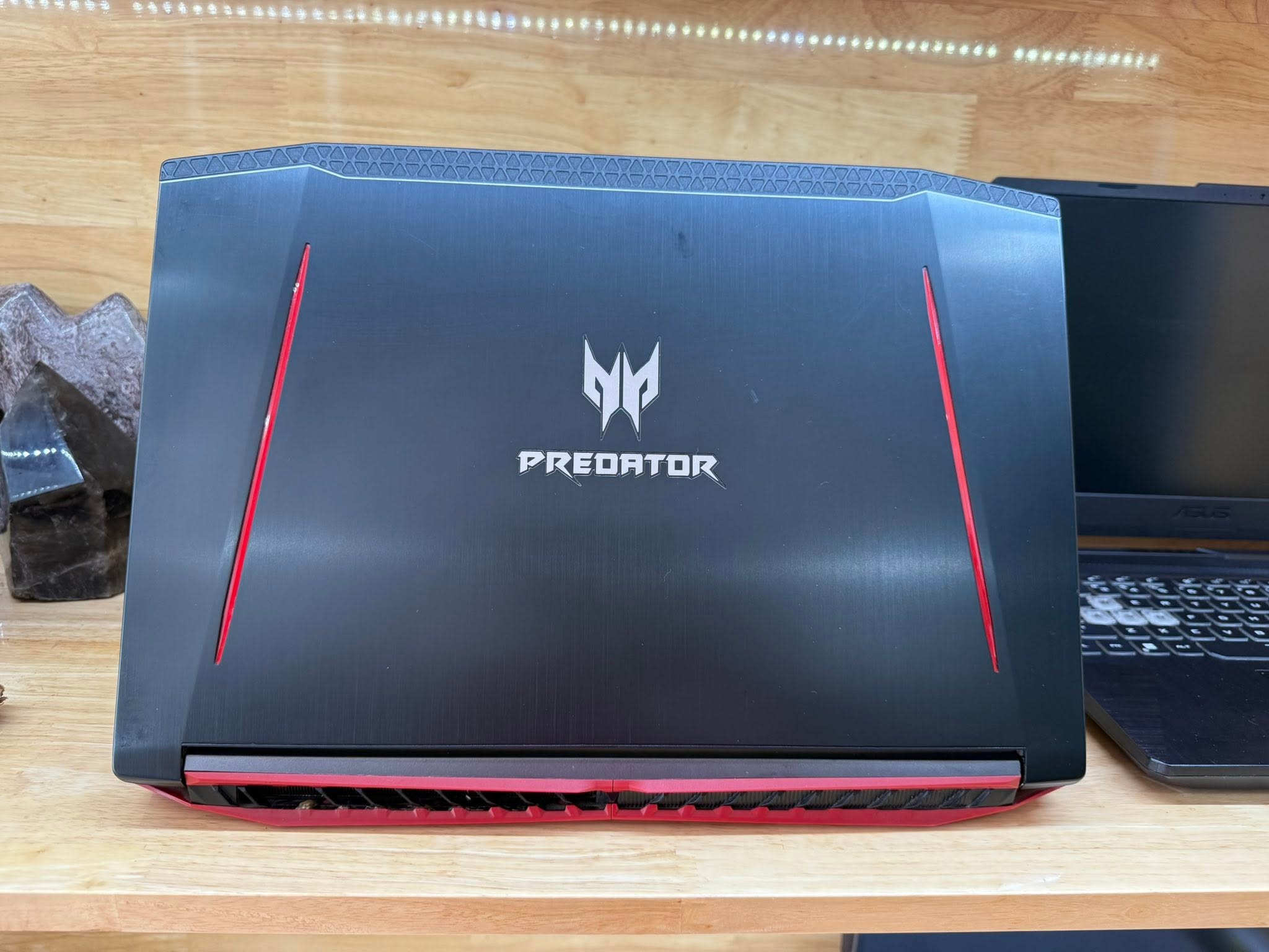 Acer Predator helios 300 
