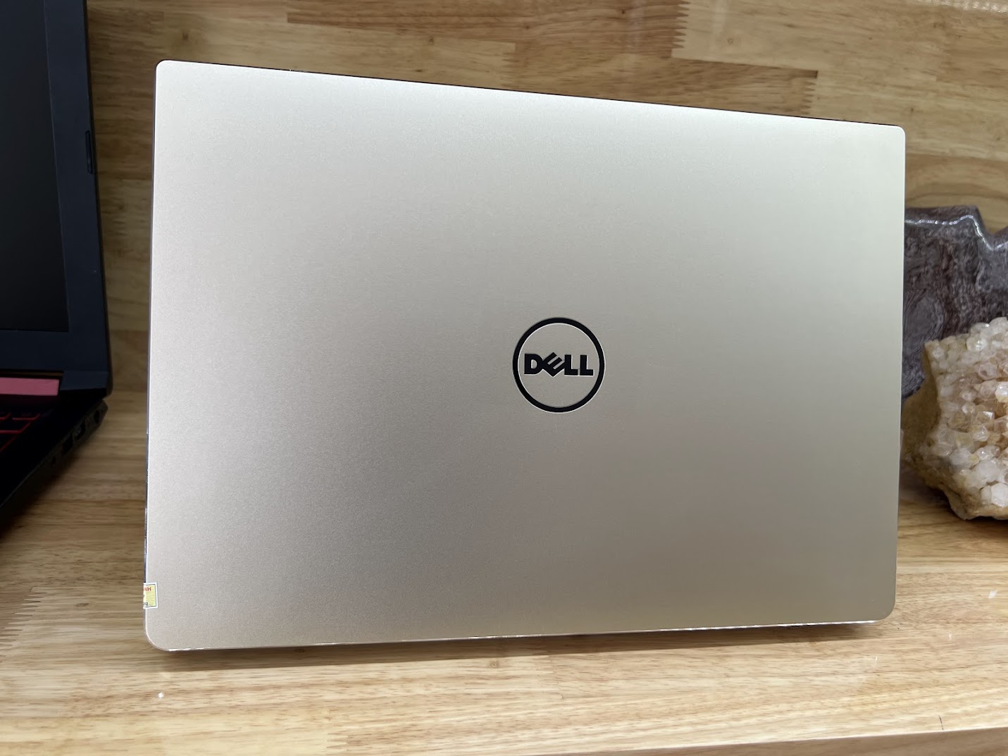 Dell Insprion 7472 i5 VGA