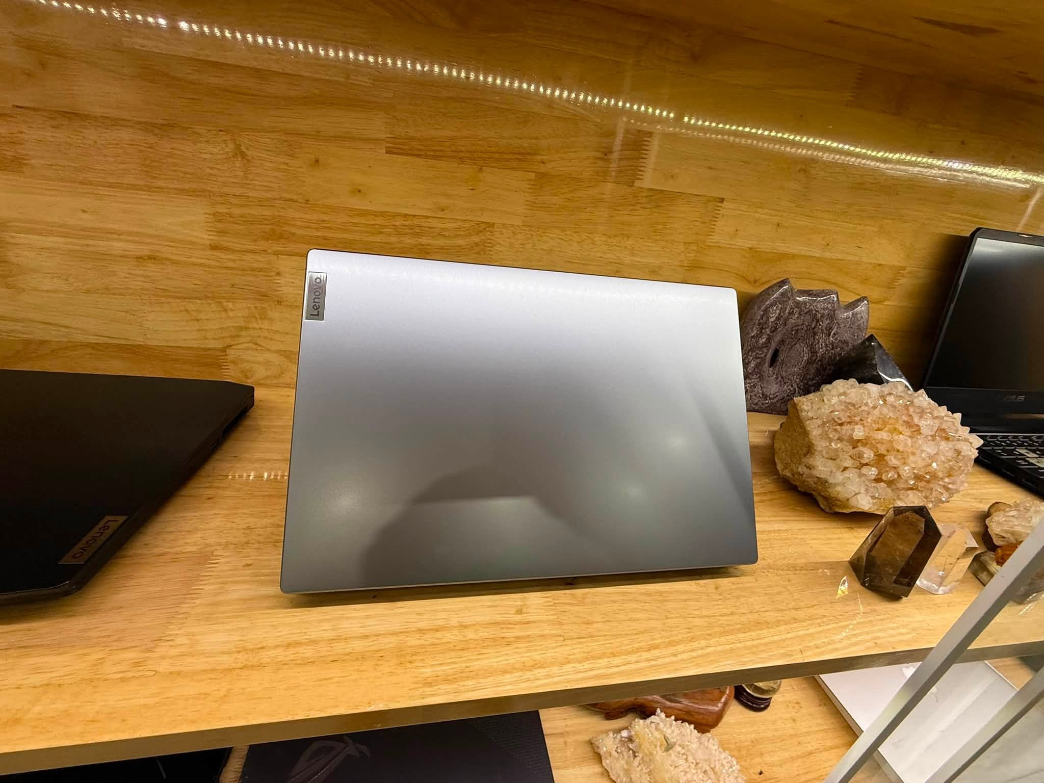 Laptop Lenovo V14 G4 AMN 