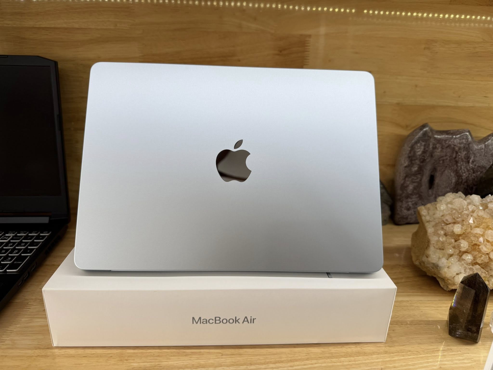 Macbook Air M4/16G/256G a