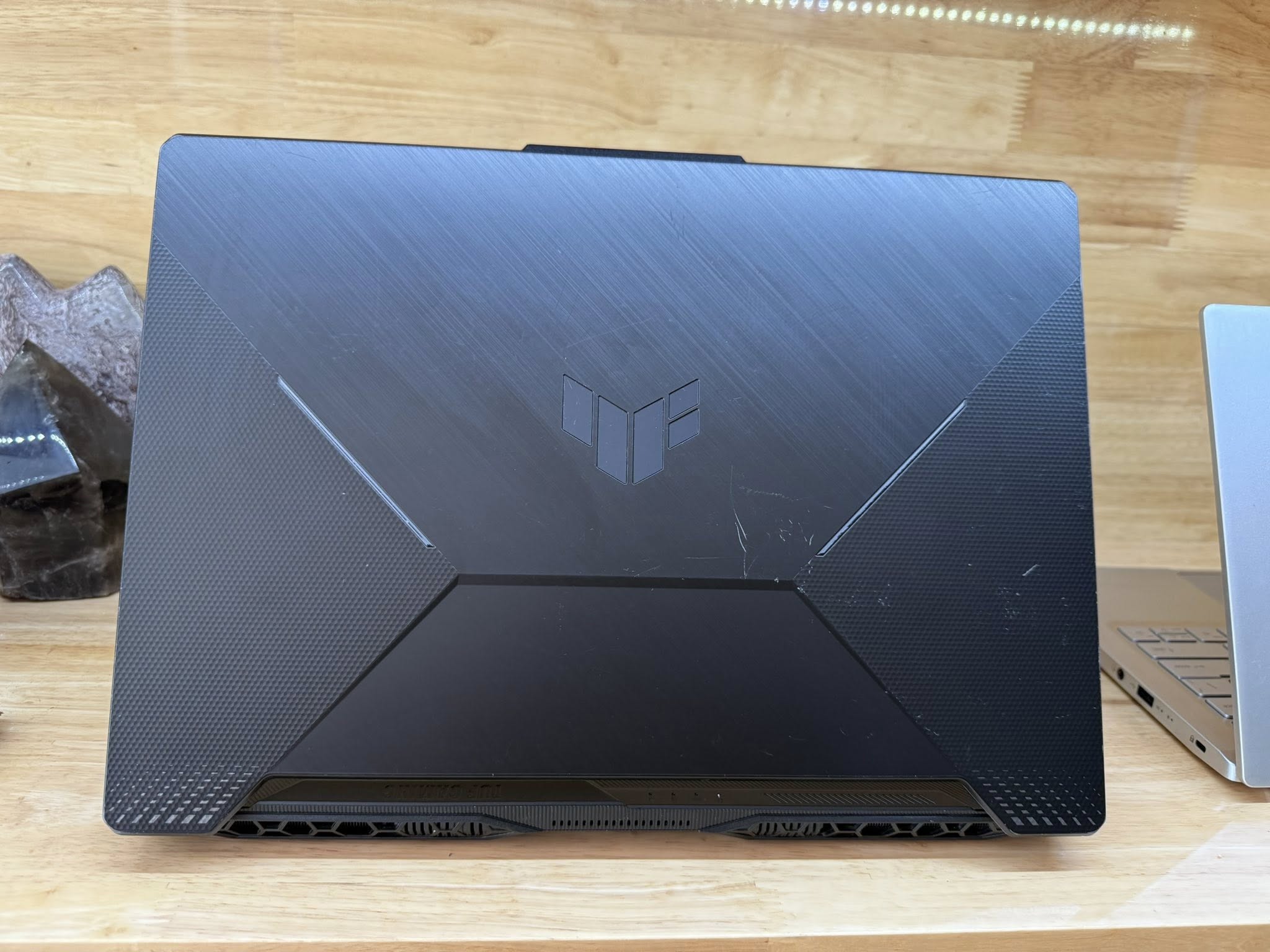 Asus TUF A15 Gaming Ryzen 5 7535HS / 16G ddr5 5600 / 512GB / RTX 2050 4G / 15.6 FHD 144hz Fullbox